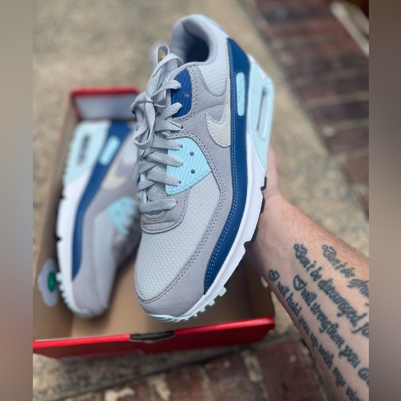 Nike Other - Men’s Air Max 90 Glacier White